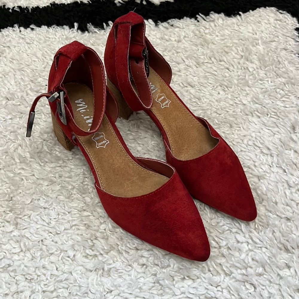 Women’s shoes size 6.5